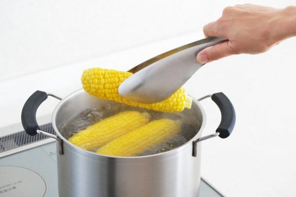 Yoshikawa-Aikata Large Volume Scooping Tongs , 25.5cm x 6cm ,Stainless Steel , made in Japan - Image 2
