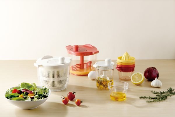 Liberalista by Risu Japan- Salad spinner and mixer, White , 2 in 1 function, made in Japan - Image 4