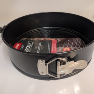 Prestige AEROLIFT Non-Stick Springform Round Tin , 9'' / 22CM (Internal size) .